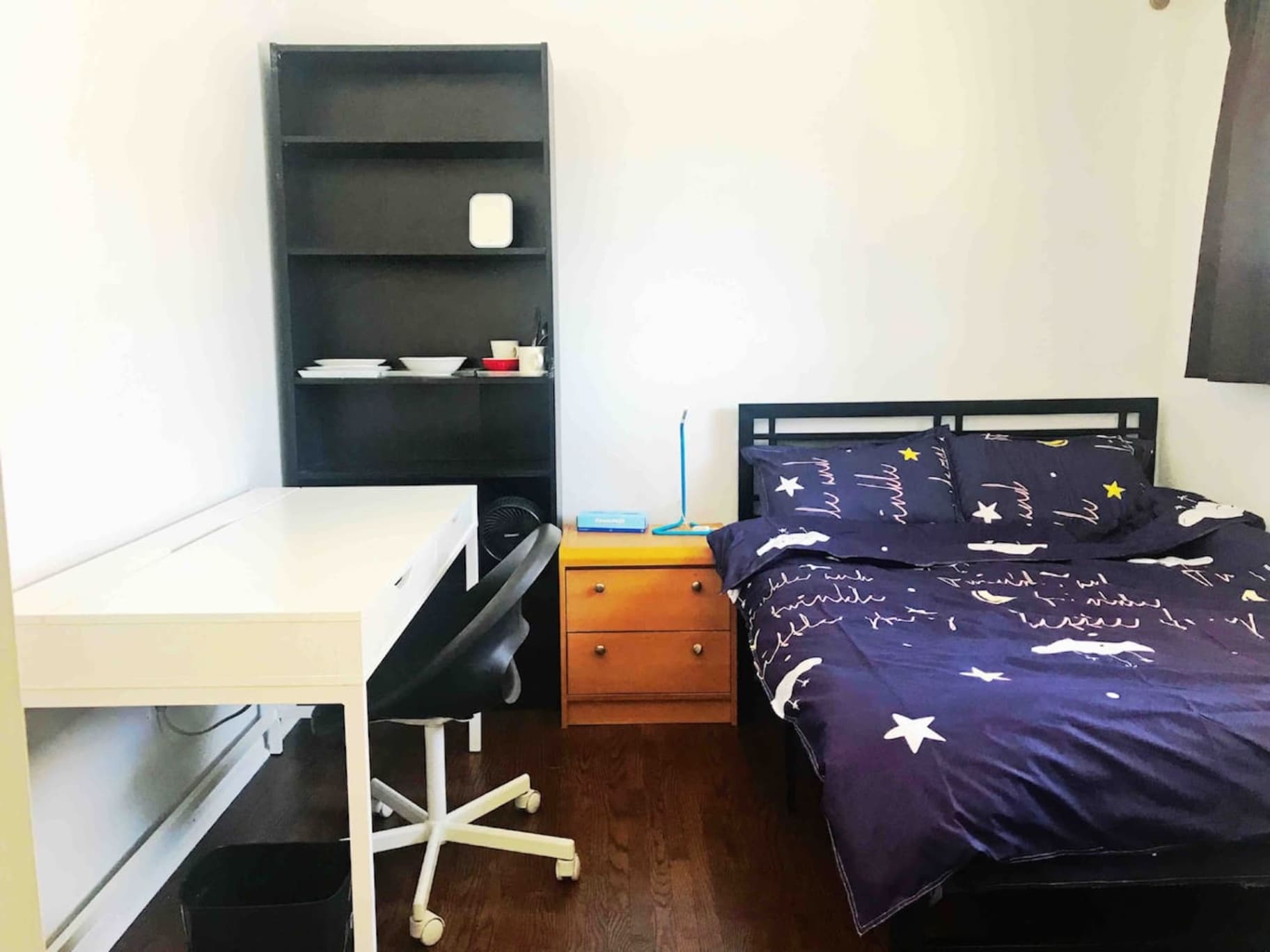 Motel style: Cozy room, private washroom